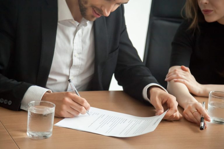 Cómo elegir el mejor abogado de divorcio